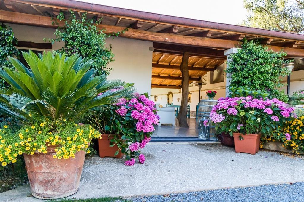 Villa Piccolo Ranch Villa San Pietro Exterior foto